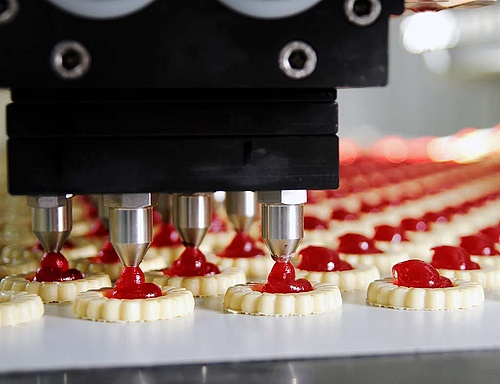 Így tűnt el több ezer magyar munkahely az adóemelések miatt