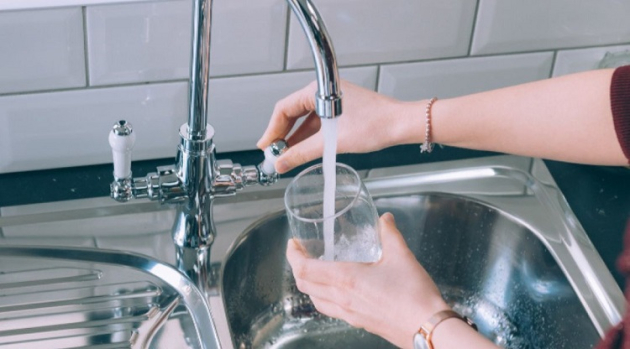 Meghökkentő felfedezés: házi módszerrel is megtisztítható a csapvíz a mikroműanyagoktól