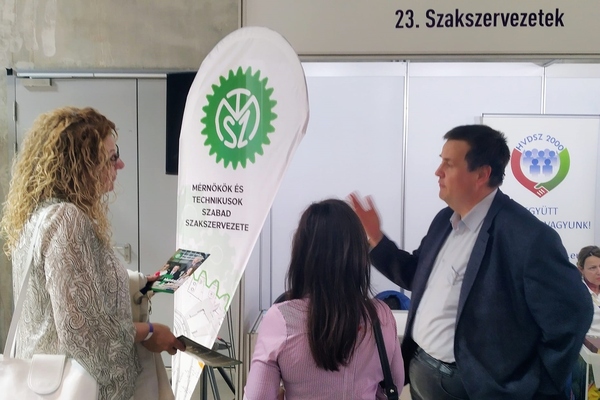 Szakszervezetek a budapesti állásbörzén