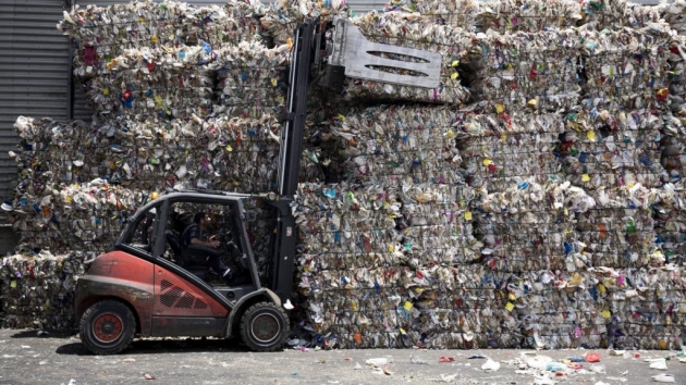 Vegyünk példát másokról: a dánok és a finnek évente átlagosan 4 zacskót használnak