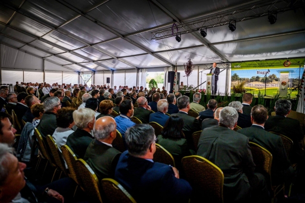 Az erdésztársadalom egy családként járul hozzá nemzetünk egységéhez