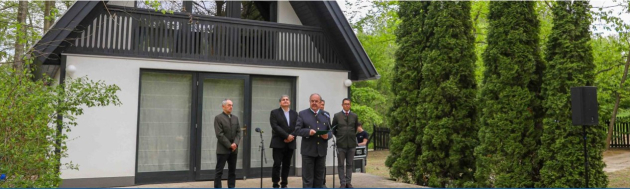 ÁTADTÁK A FELÚJÍTOTT BALASSAGYARMAT-NYÍRJES GÁTŐRHÁZAT