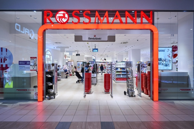 Másodszor emel bért idén a Rossmann